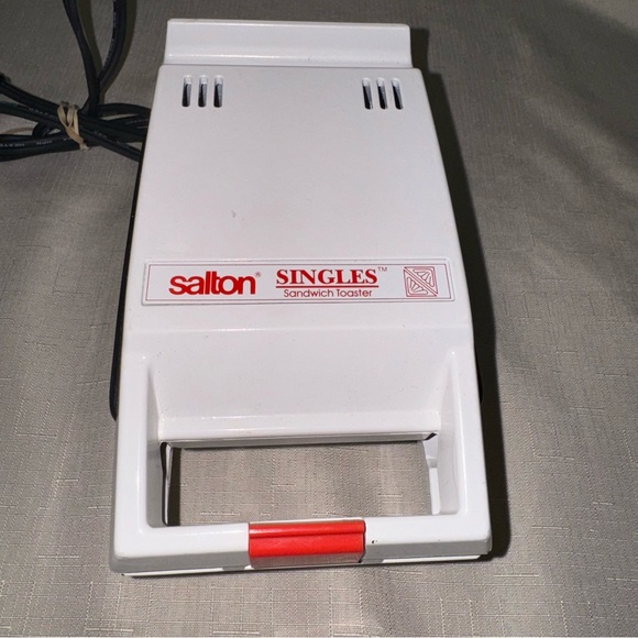 Vintage Salton Single Size Sandwich Maker SA-1 - Picture 1 of 6